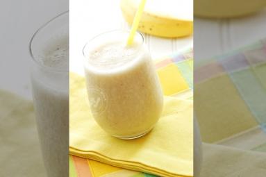Banana Breakfast Smoothie },{
