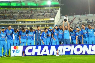 India Bags The T20 Series Against Australia With Hyderabad Win India Bags The T20 Series Against Australia With Hyderabad Win