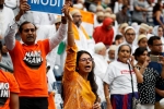 Narendra modi, Narendra modi, in pictures narendra modi indian americans at howdy modi, Indian flag