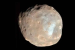 Martian Moon clicks, Martian Moon, nasa s pic of martian moon phobos breaks the internet, Martian