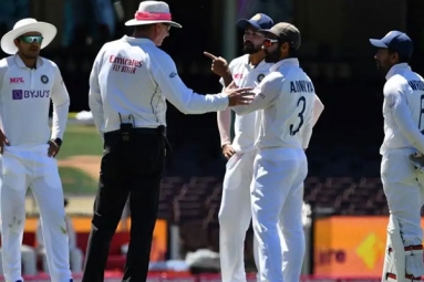 Indian Players Racially Abused at the SCG Again Indian Players Racially Abused at the SCG Again
