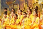Ganapathy Sachchidananda swami, 700 Gita slokas, us children recite 700 gita slokas, Peetha