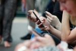 stress due to social media, social media stress, social media stress leads to social media addiction study, Chatting
