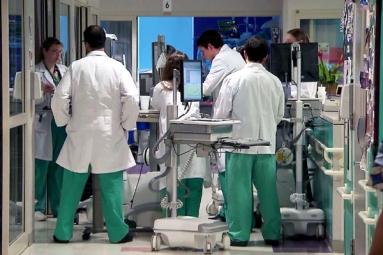 &ldquo;Coronavirus could result in 81,000 deaths and end in June&rdquo;, analysis suggests